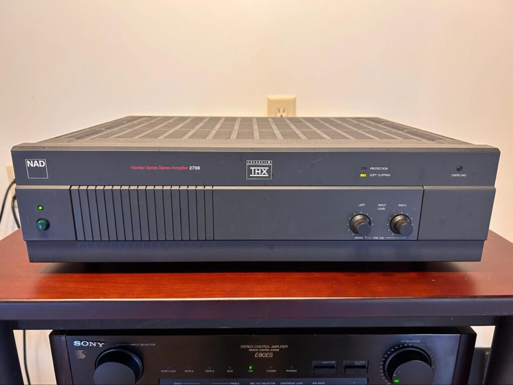 Class D Power Amplifier placed on a wooden table